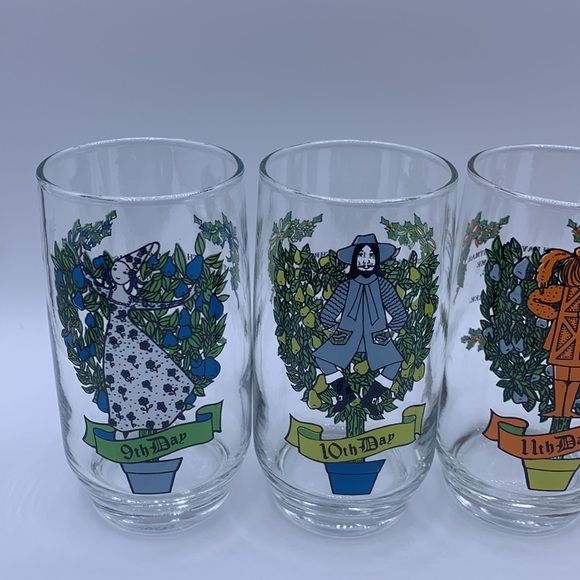Complete Set Jeanette Glassware 12 Days of Christmas MCM Vintage 12 oz. Glasses